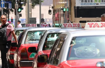 Hull Day Trip Itinerary Using Taxis for Short Hops