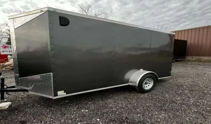 Essential Features to Compare When Shopping for an Enclosed Cargo Trailer